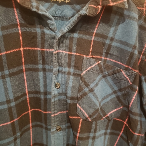 TNA Flannel - Picture 3 of 8